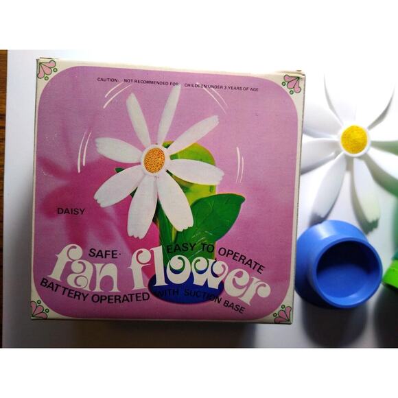 1960's Flower Power Daisy Plastic Fan Hong Kong Vintage Kitsch Retro Groovy Mod - Picture 2 of 7